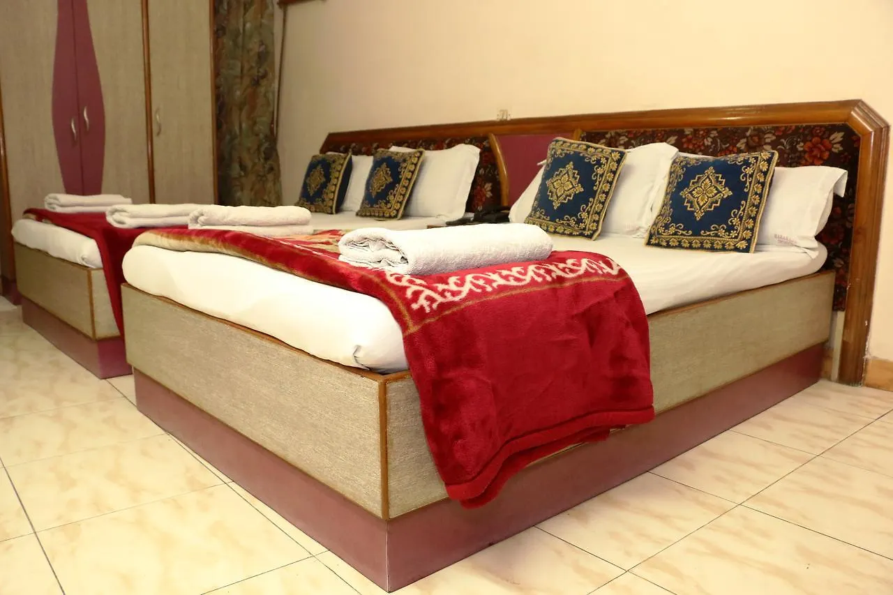 Hotel Maharaja Continental Paharganj