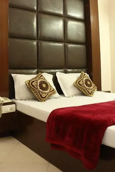 Hotel Maharaja Continental Paharganj 2*, Delhi (National Capital Territory of India)