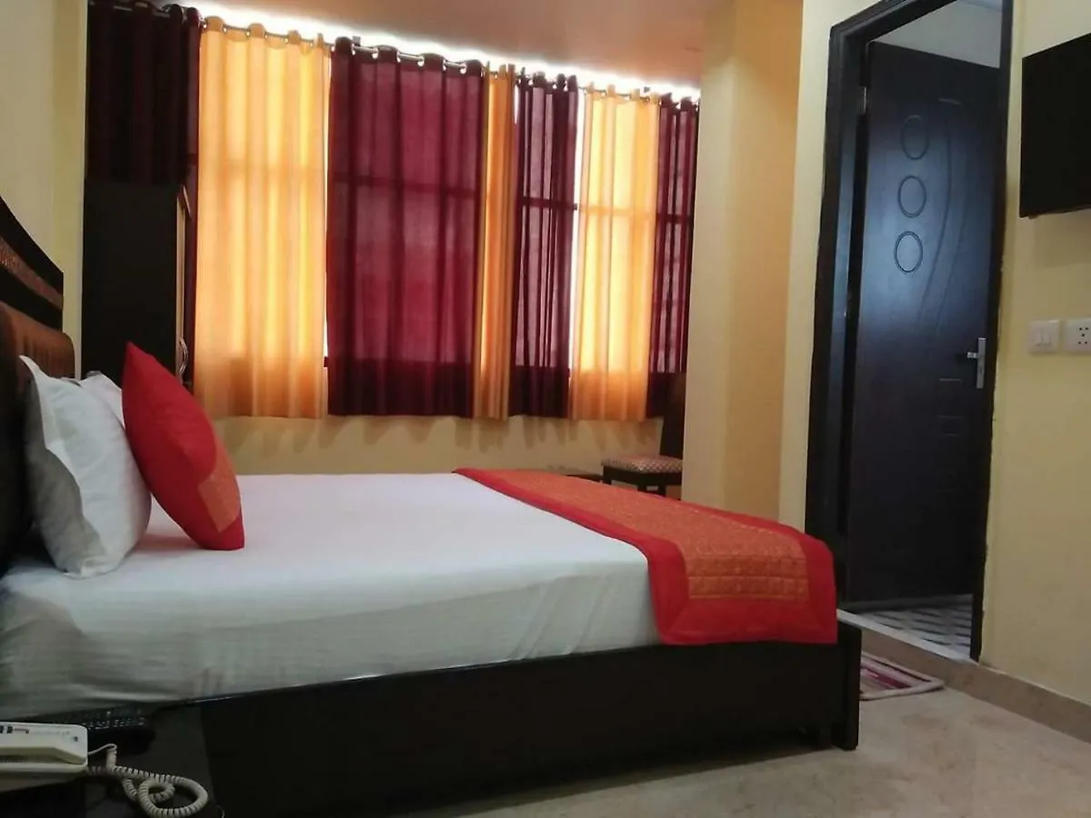 Hotel Maharaja Continental Paharganj India